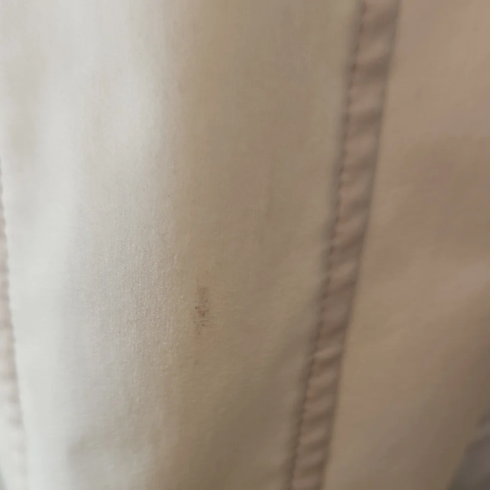 The North Face Women's Cream Zipper Medium Jacket - Picture 8 of 16
